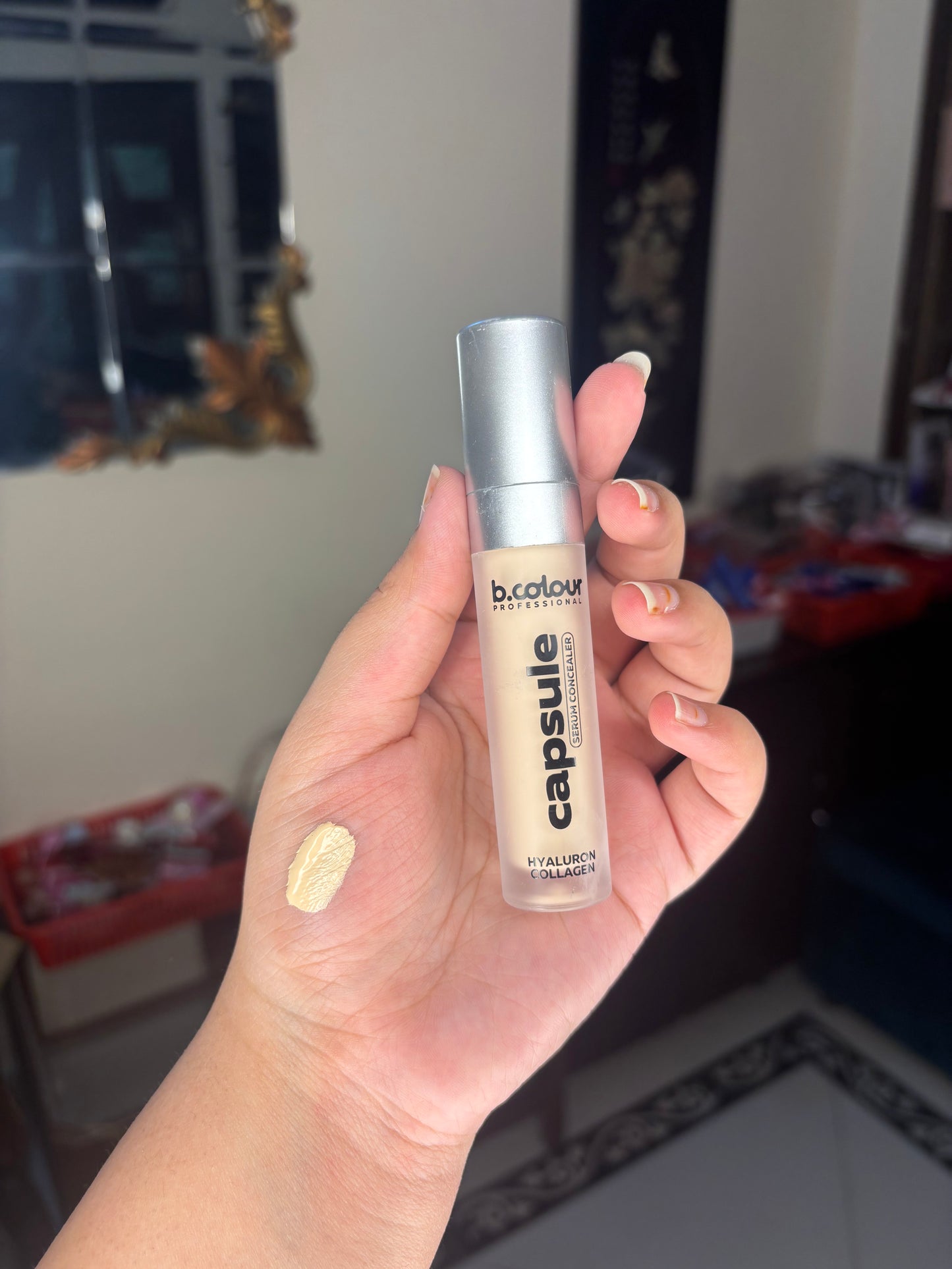 b.colour capsule serum concealer hyaluron collagen