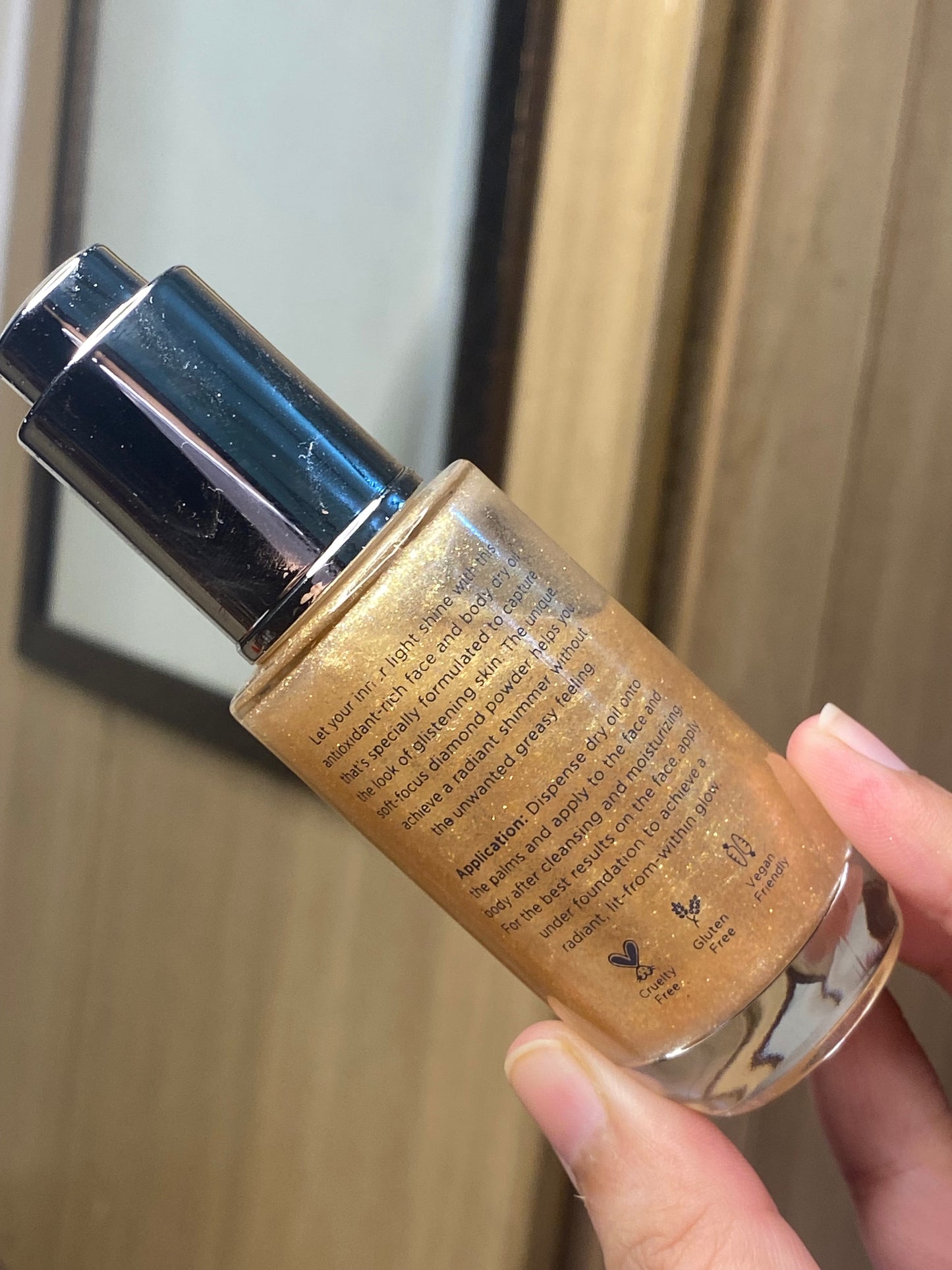 PUR Iconic Glow Illuminating Face & Body Dry Oil