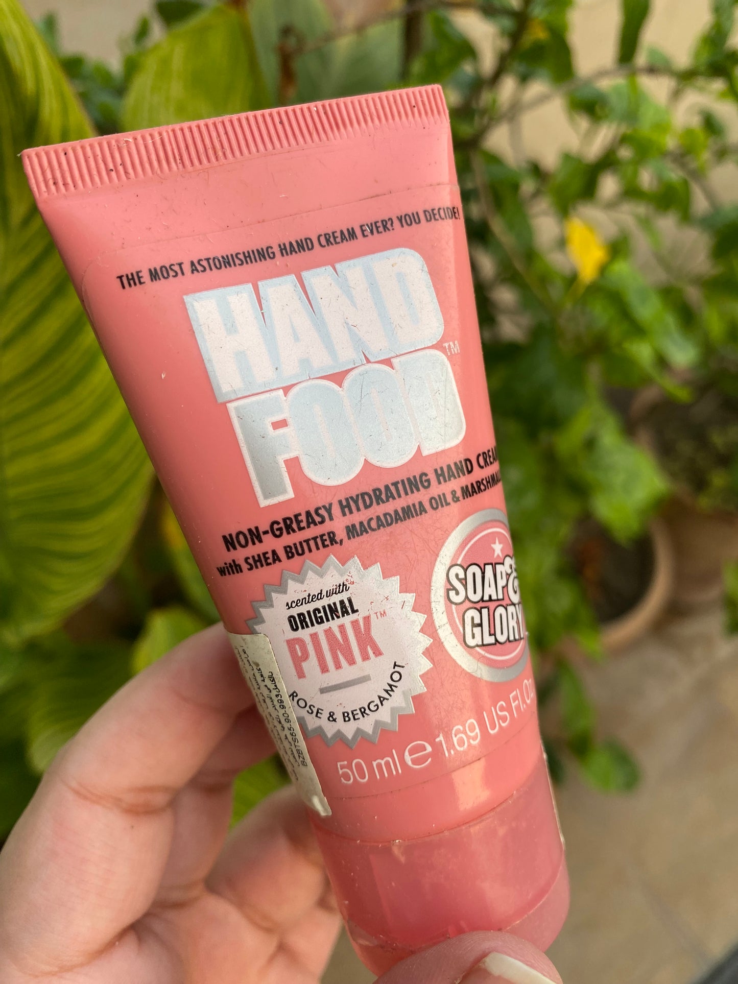 Soap & Glory Hand Food Hand Cream with Shea butter, Macadamia Oil & Marshmallow 50ml
