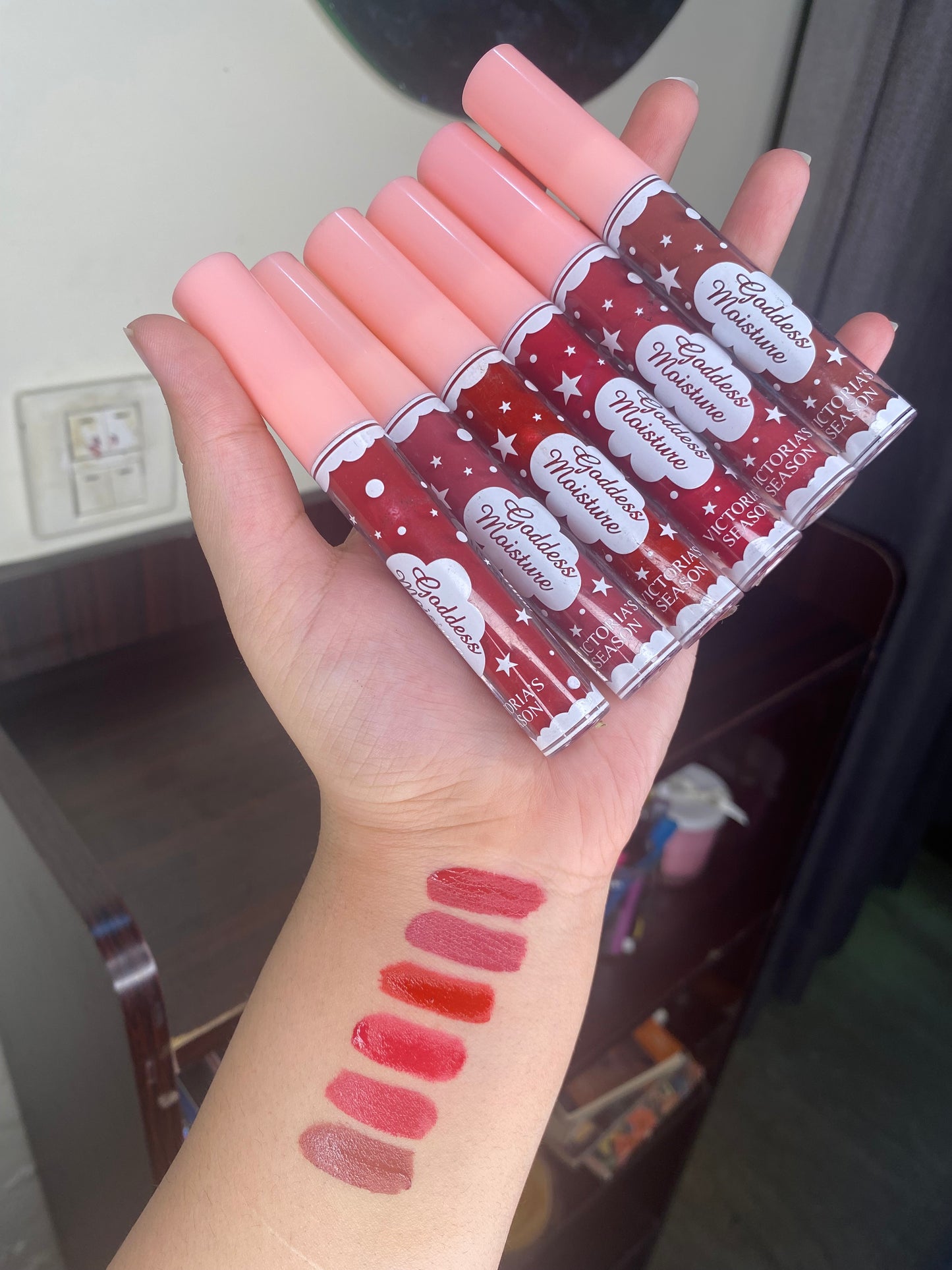 Victorias Season Moisture Goodness Lipstick