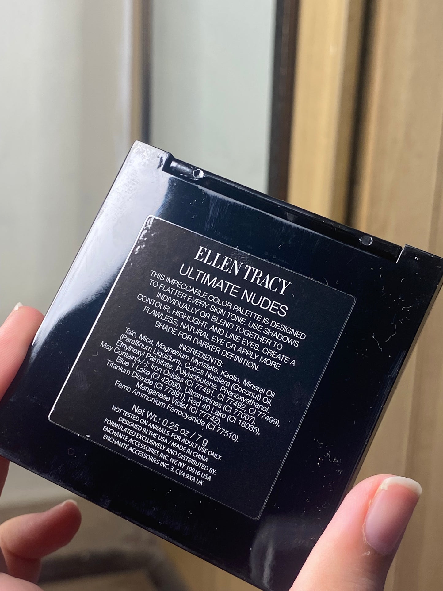 Ellen Tracy Ultimate Nudes Eyeshadow Palette