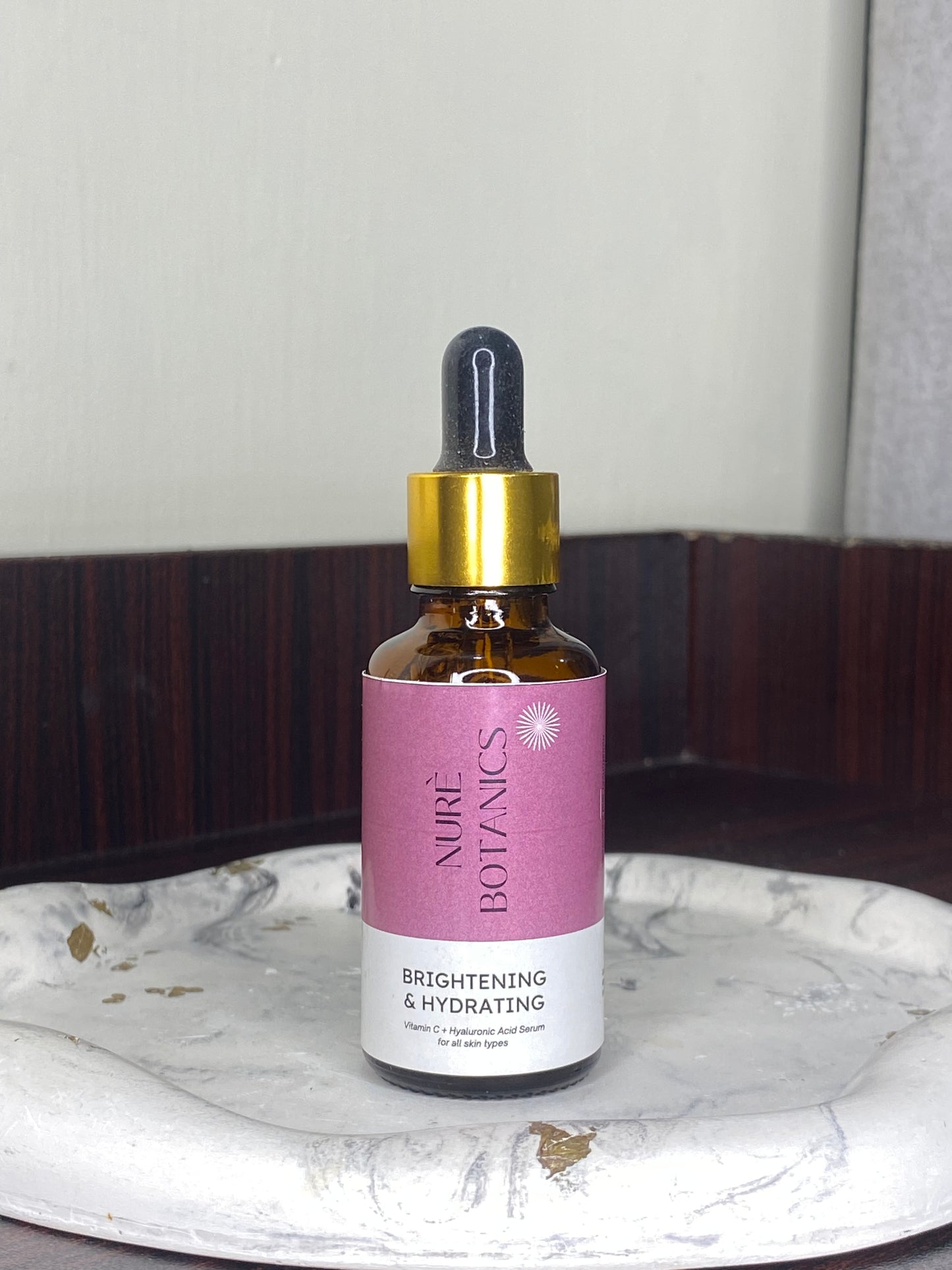 Nure Botanics Brightening and Hydrating Serum with Vitamin C and Hyaluronic Acid