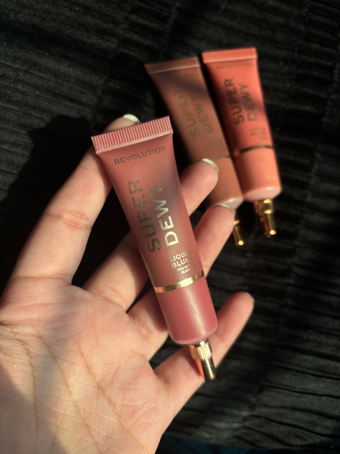 Revolution Super Dewy Liquid Blush