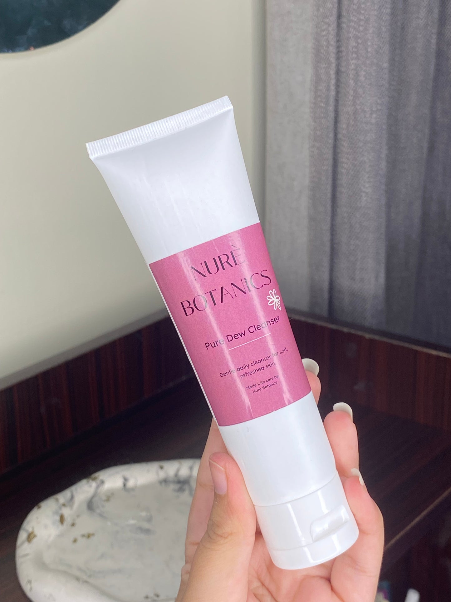 Nure Botanics Pure Dew Cleanser