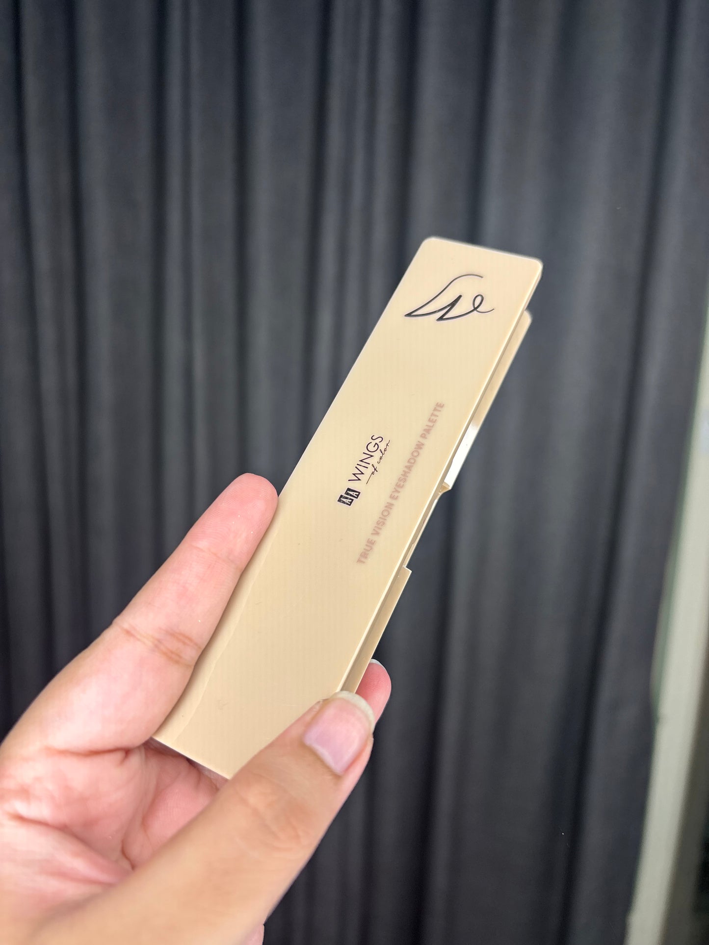 AA Wings True Vision Eyeshadow Palette