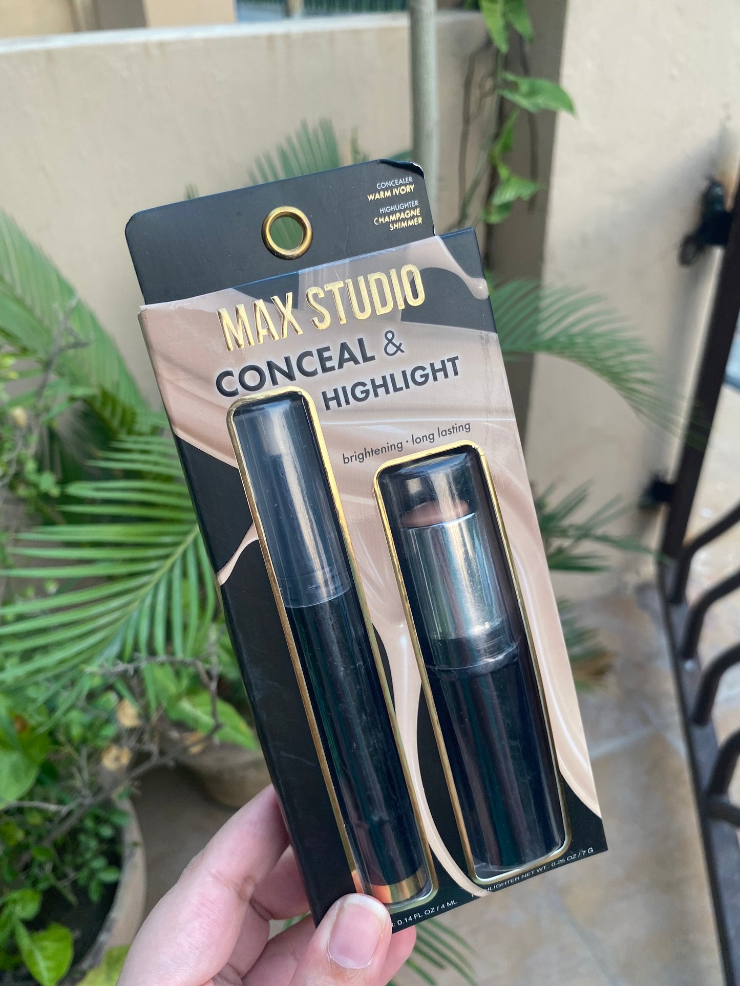 MAX STUDIO CONCEAL & HIGHLIGHT Set