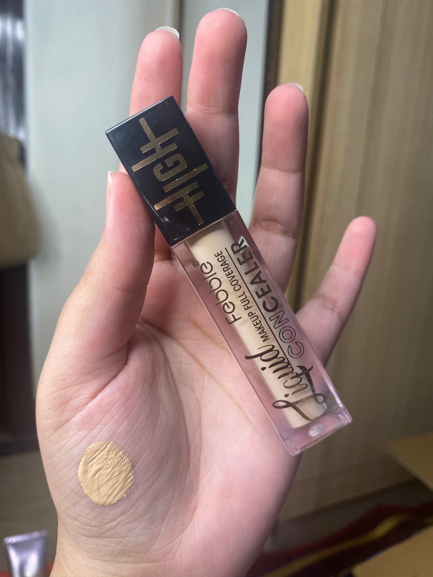 Febble Liquid Makeup Full Coverage Concealer
