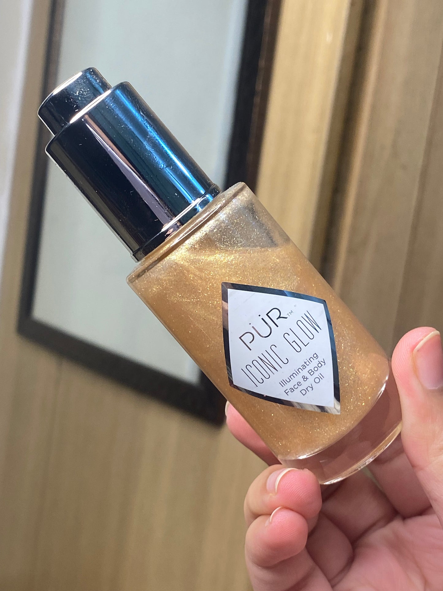 PUR Iconic Glow Illuminating Face & Body Dry Oil