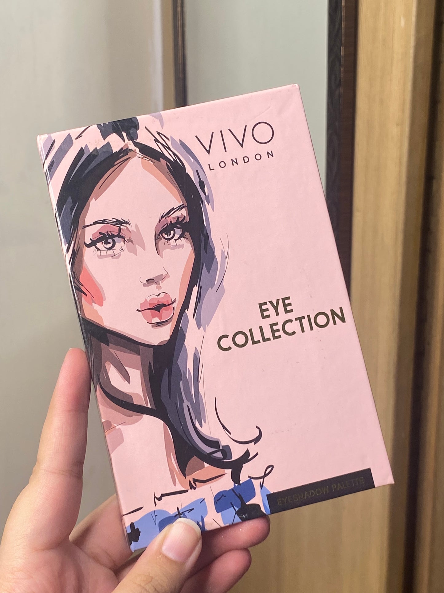 Vivo London Eyeshadow Palette