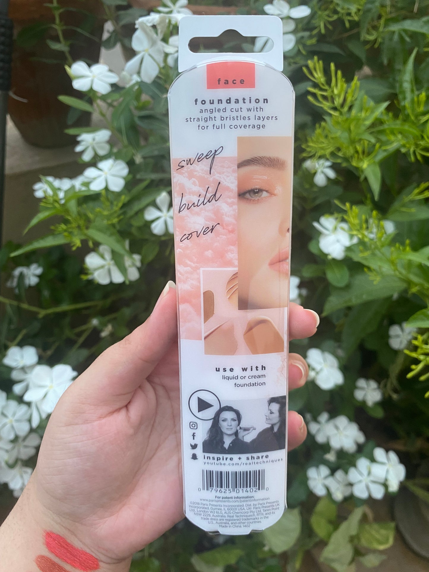 Real Technique Foundation Brush Angled Cut