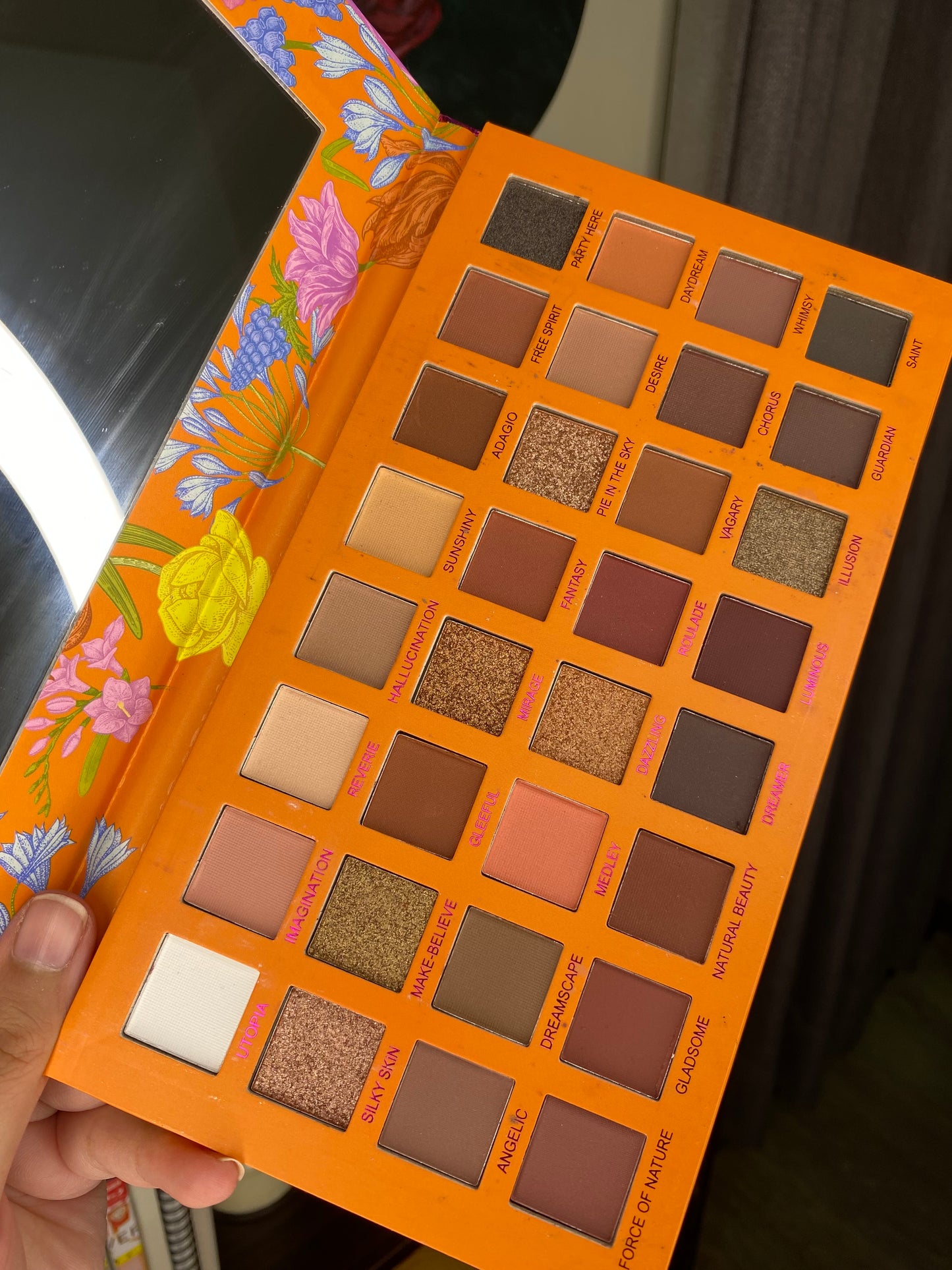 Coco Urban Nude Fantasy Eyeshadow Palette