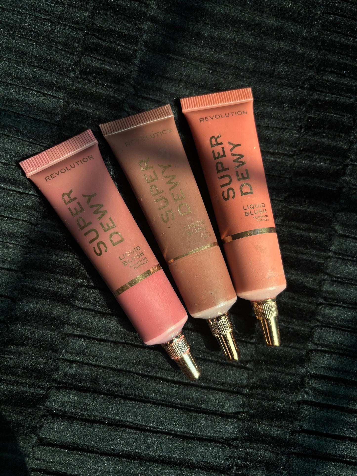 Revolution Super Dewy Liquid Blush