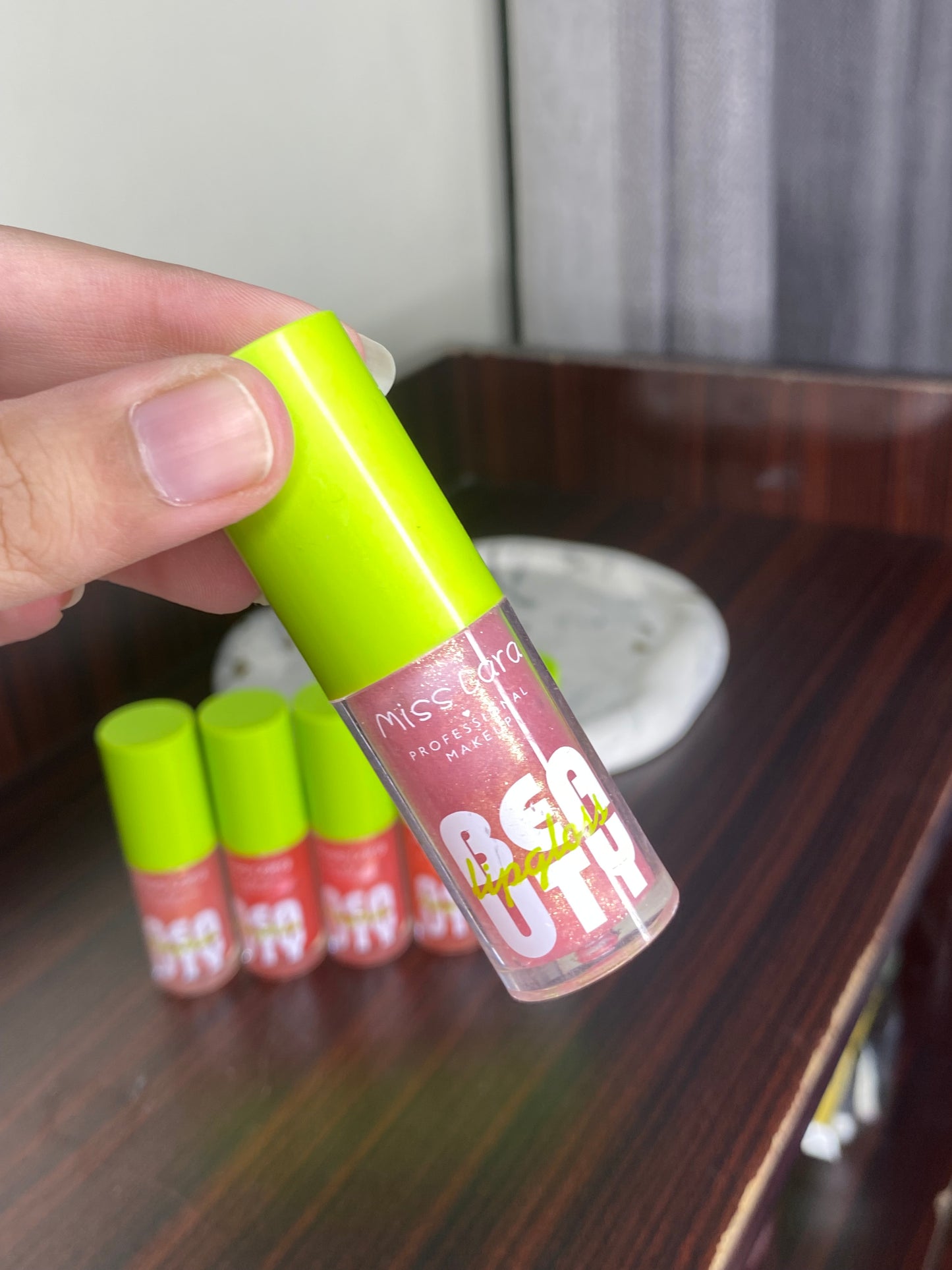 Miss Lara Beauty Lip Gloss