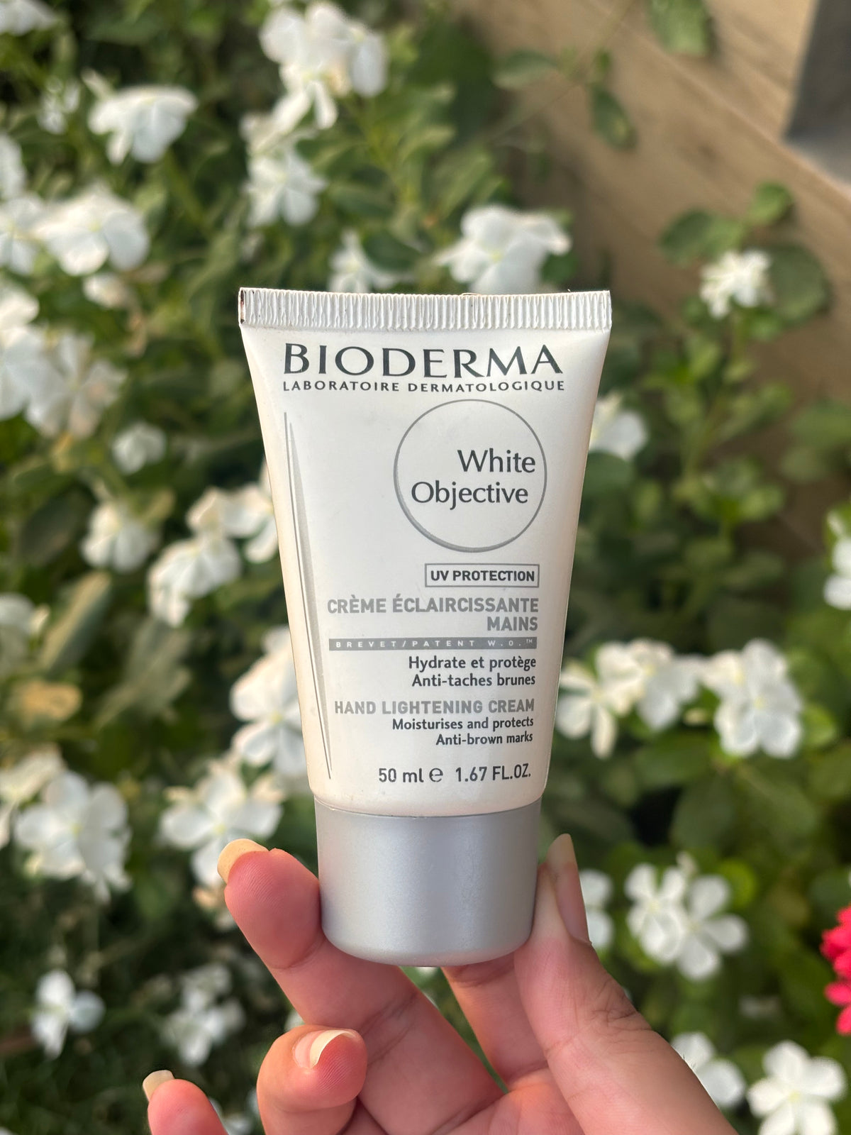 Bioderma HAND LIGHTENING CREAM | Moisturises and protects | Anti-brown marks | uv protection