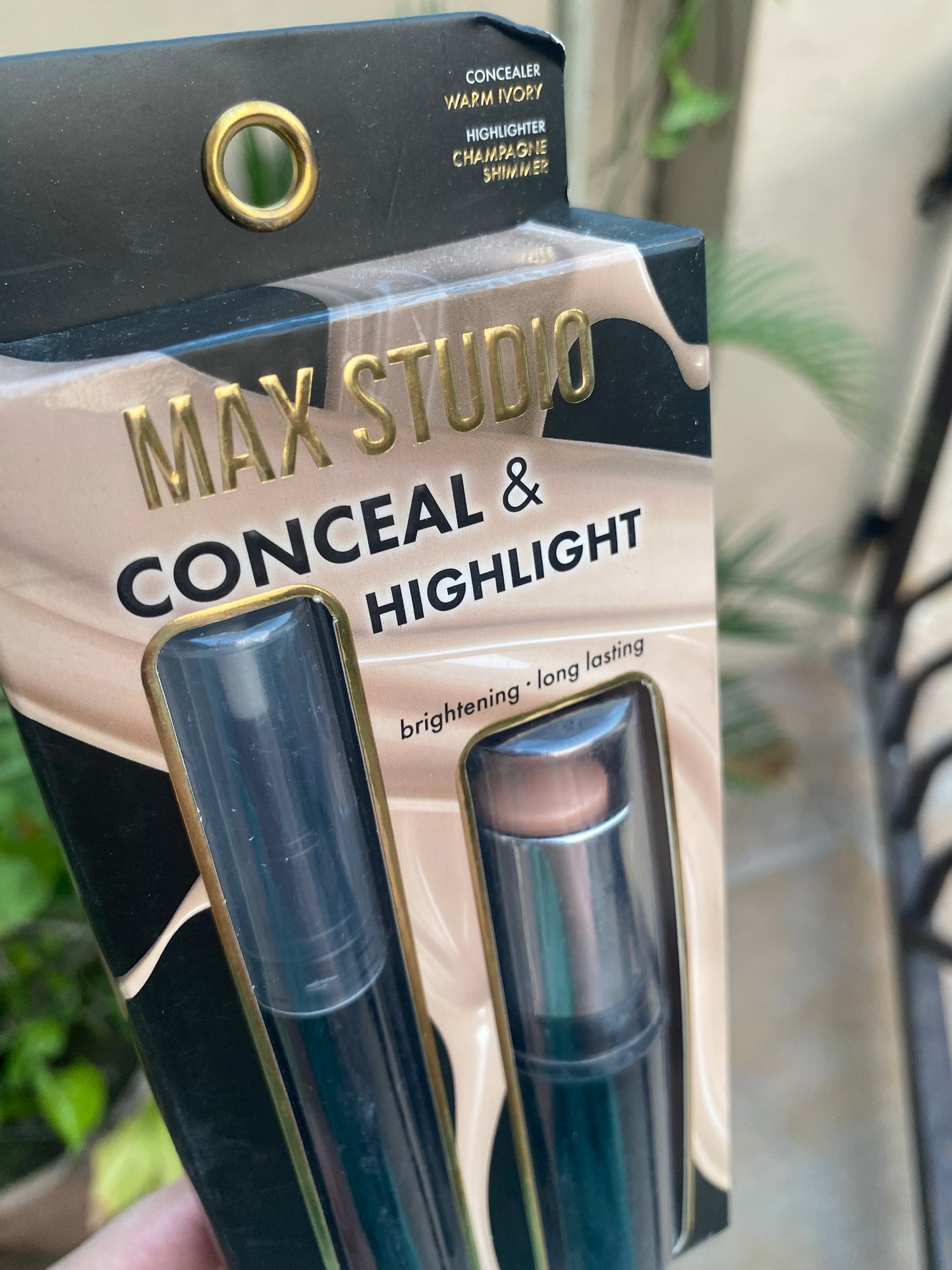 MAX STUDIO CONCEAL & HIGHLIGHT Set
