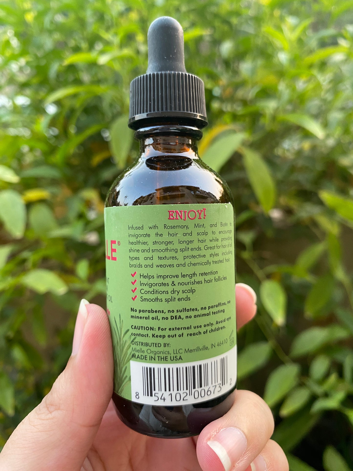 Mielle Rosemary Mint Scalp & Hair Strengthening Oil