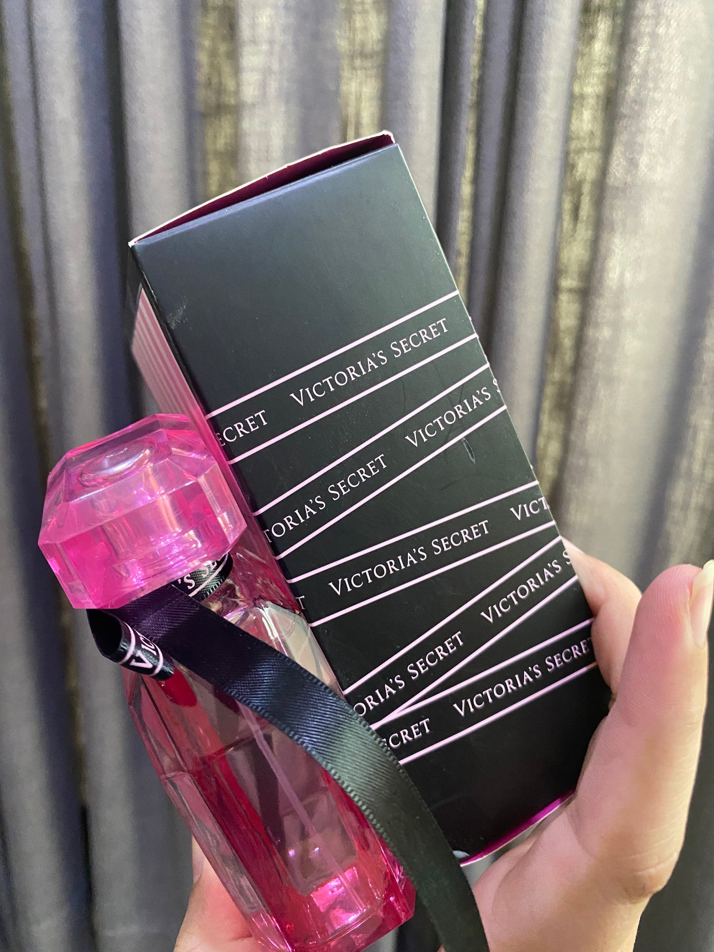 Victorias Secret Bombshell Perfume