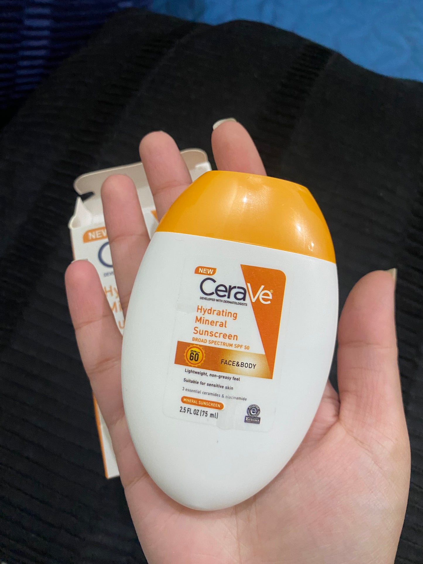 Cerave Hydrating Mineral Sunscreen 60spf For Face and Body