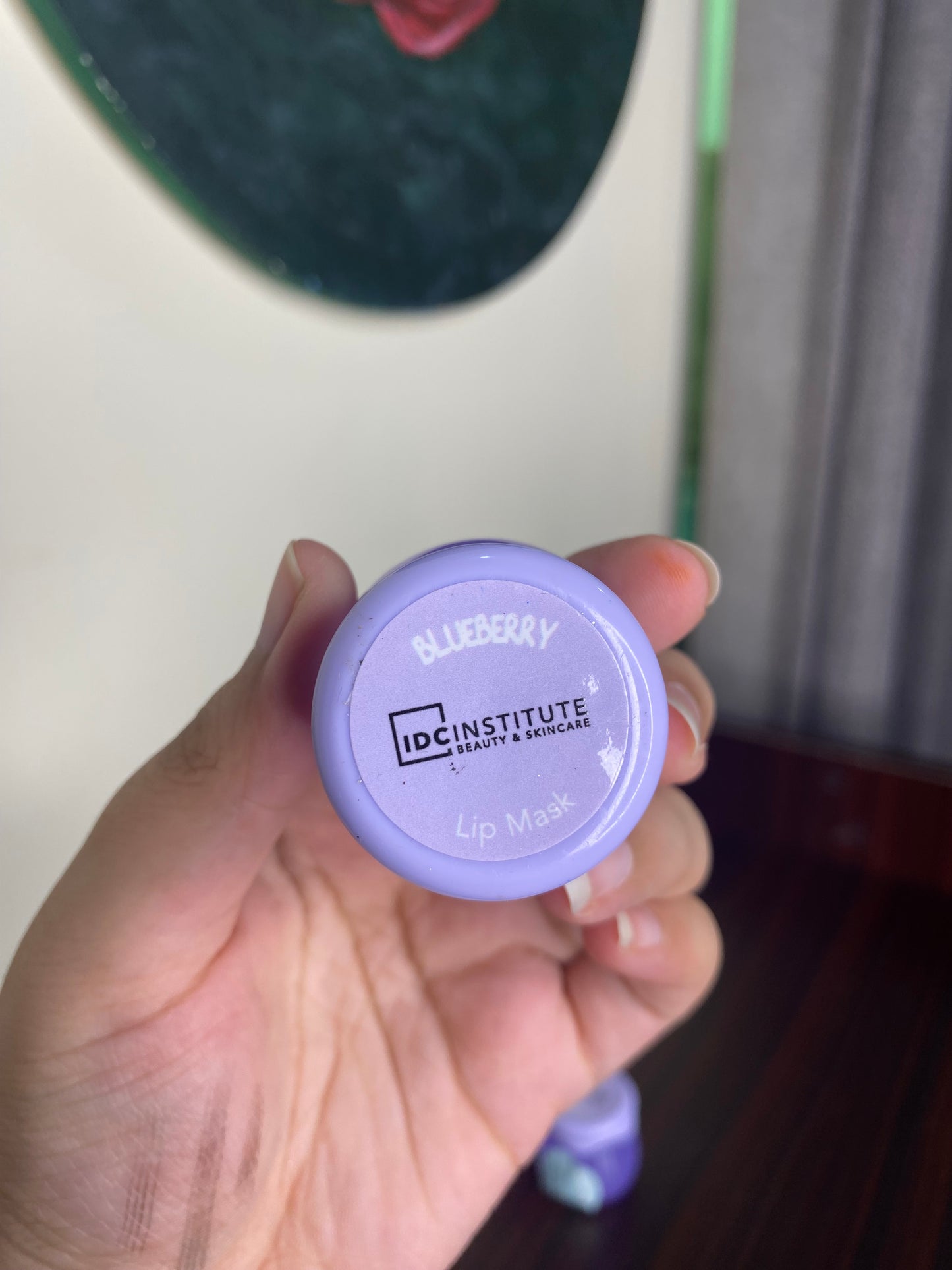 Cute Pot Lilac Lip Mask