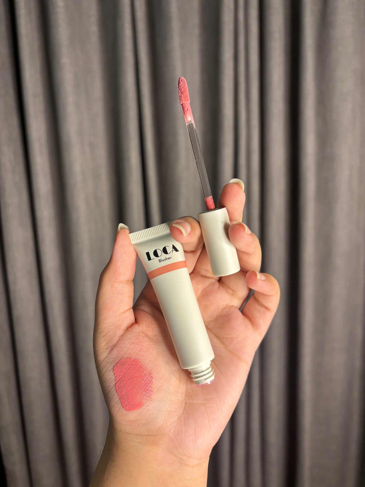 Loca Blusher Low Key Light Pink