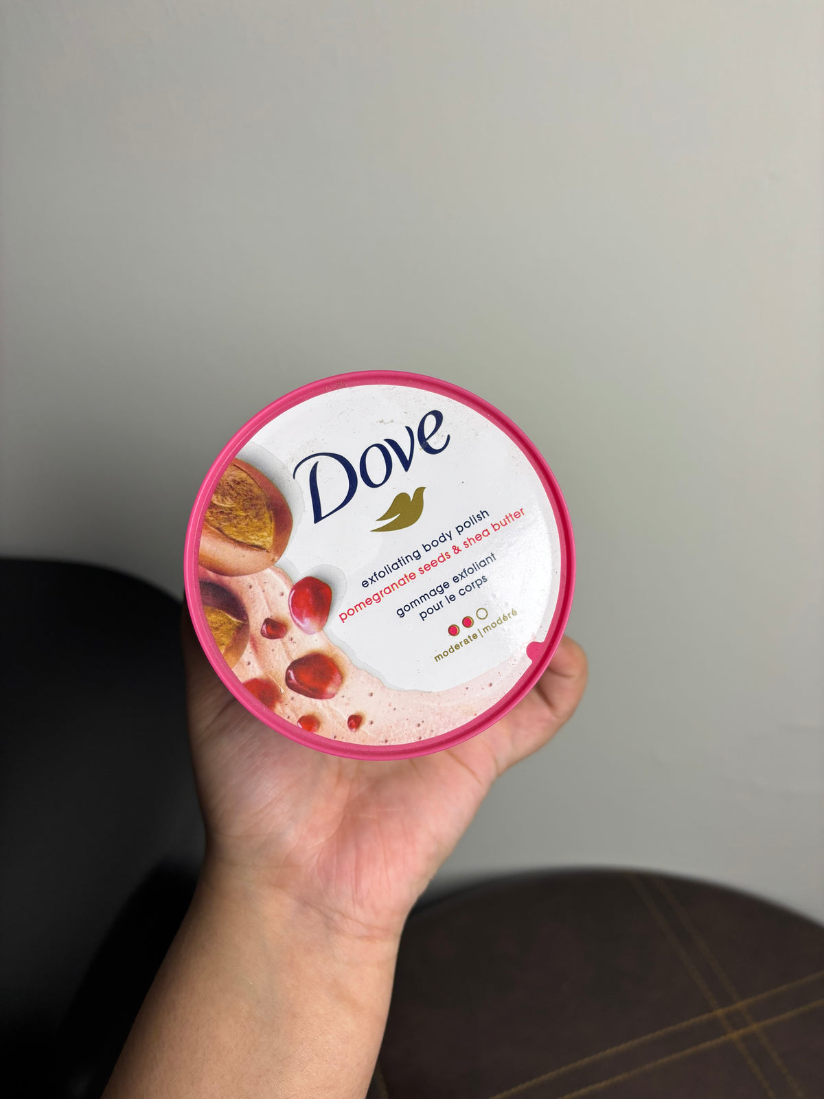 Dove Exfoliating Body Polish Pomegranate Seeds & Shea Butter