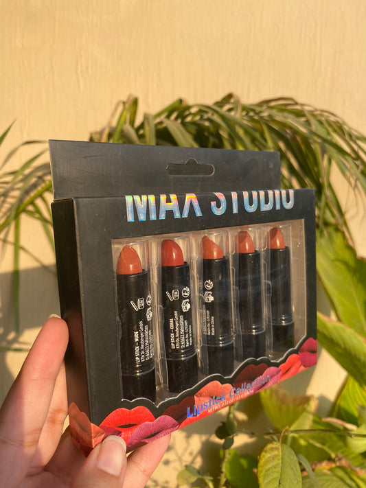 Max Studio Set of 5 Bullet Lipsticks Cream Formula