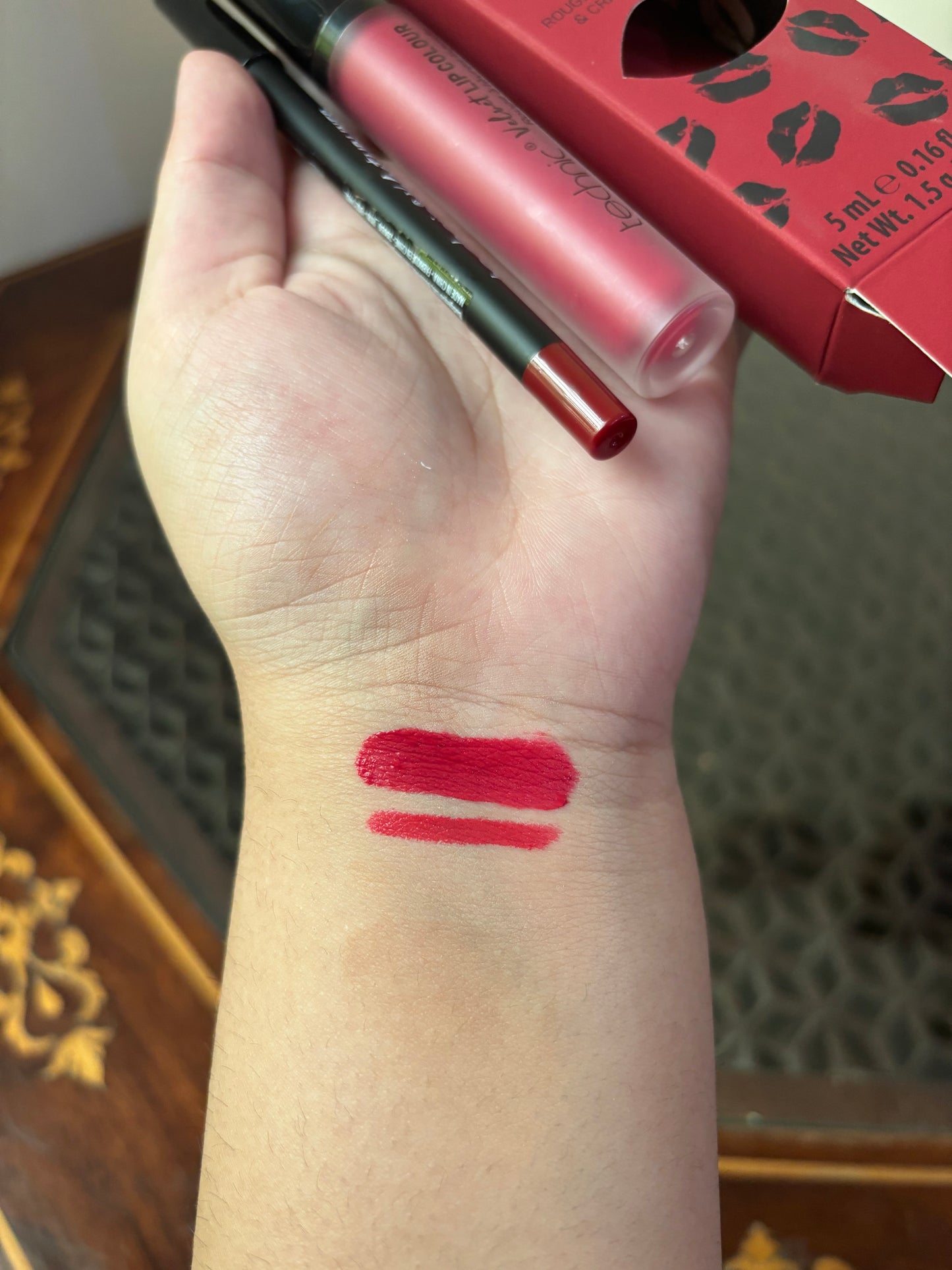 Technic Lip Kit Vintage Red Shade