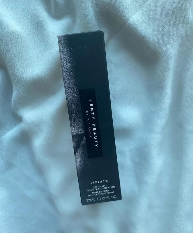 Fenty Beauty Pro Filt’r Soft Matte Foundation | Full Coverage Foundation Pakistan