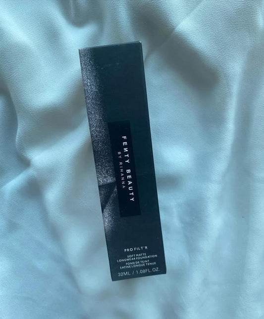 Fenty Beauty Pro Filt’r Soft Matte Foundation | Full Coverage Foundation Pakistan