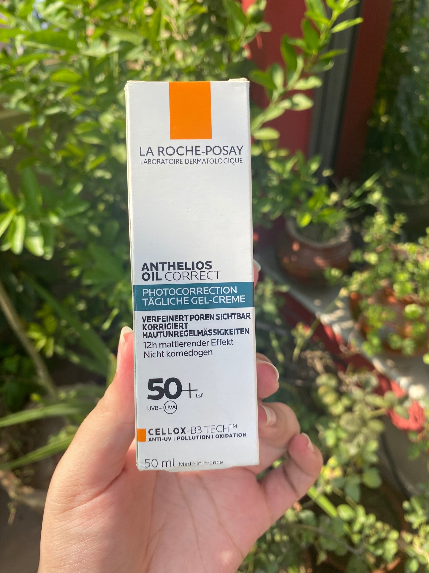 La Roche-Posay Anthelios Oil Correct Sun