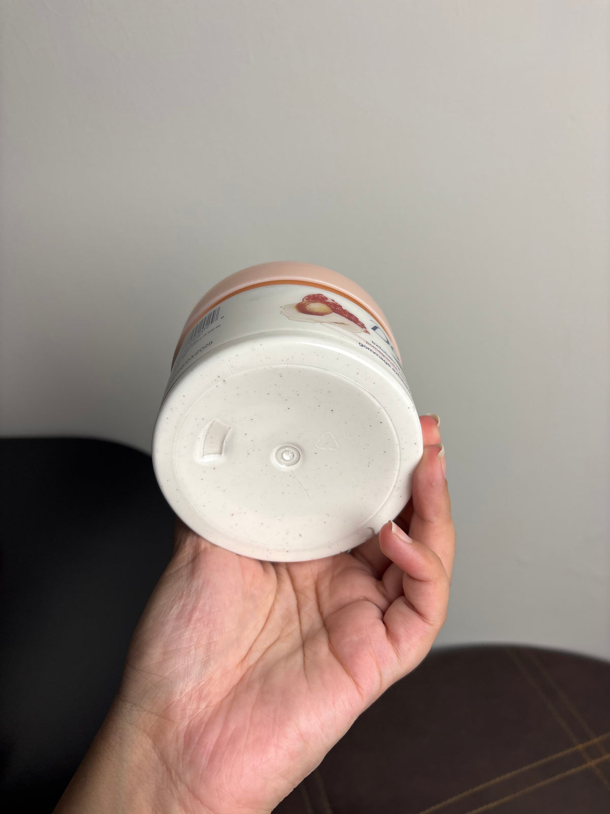 Dove Exfoliating Body Polish Pomegranate Seeds & Shea Butter