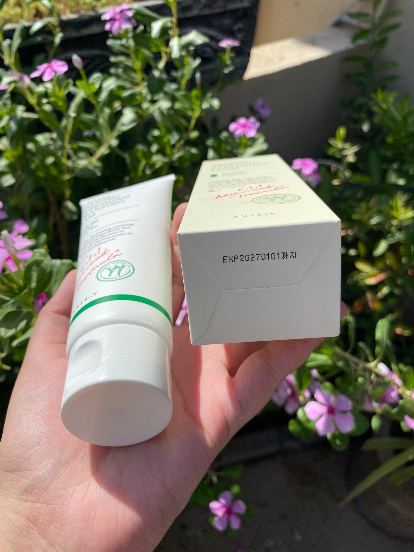 Axis-y Sunday Morning Refreshing Cleansing Foam