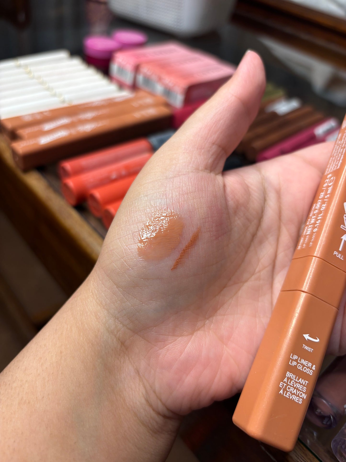 Technic Line & Shine Lip Liner and Lipstick