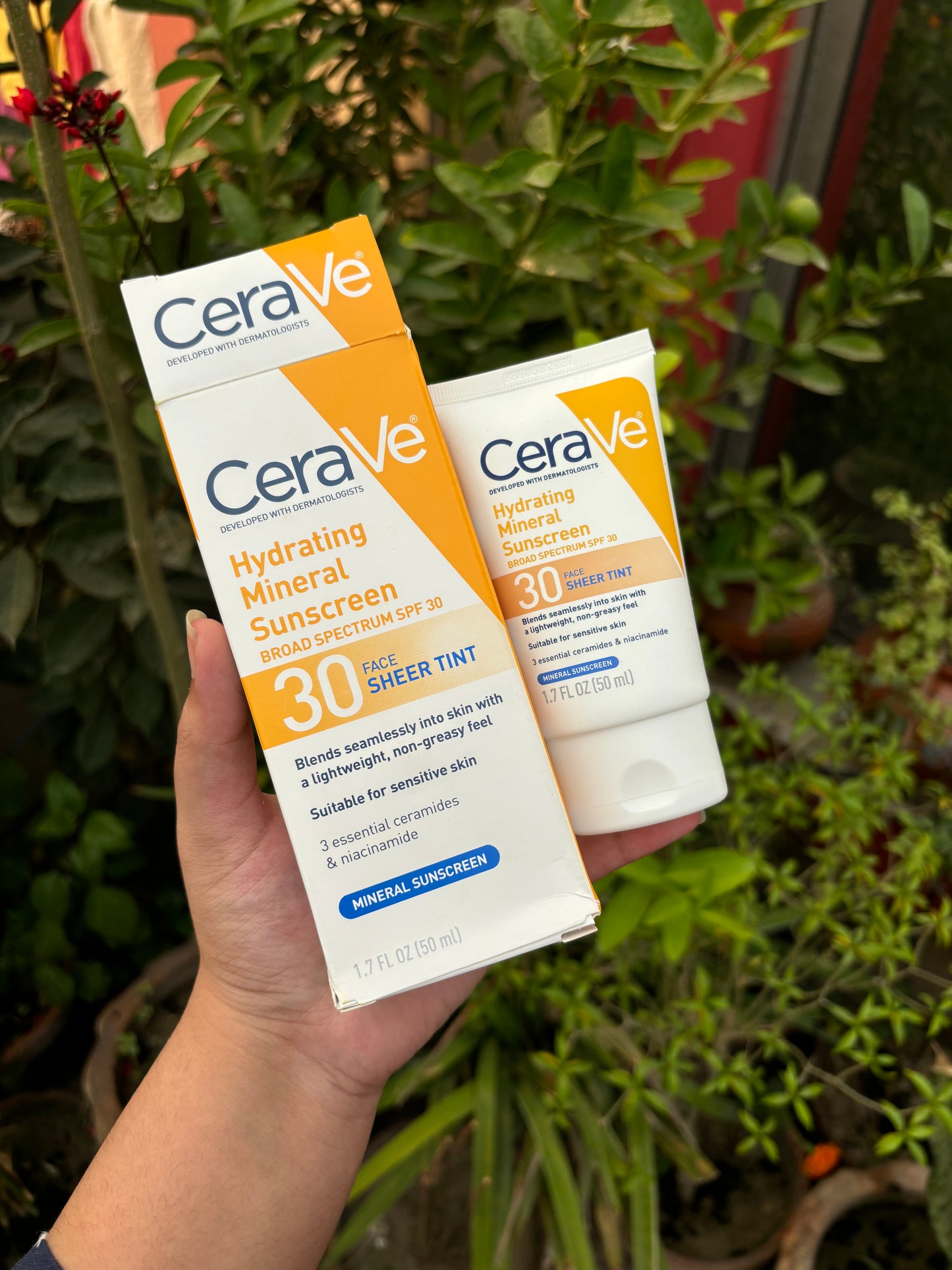 Cerave Hydrating Mineral Sunscreen Spf30 Sheer Tint