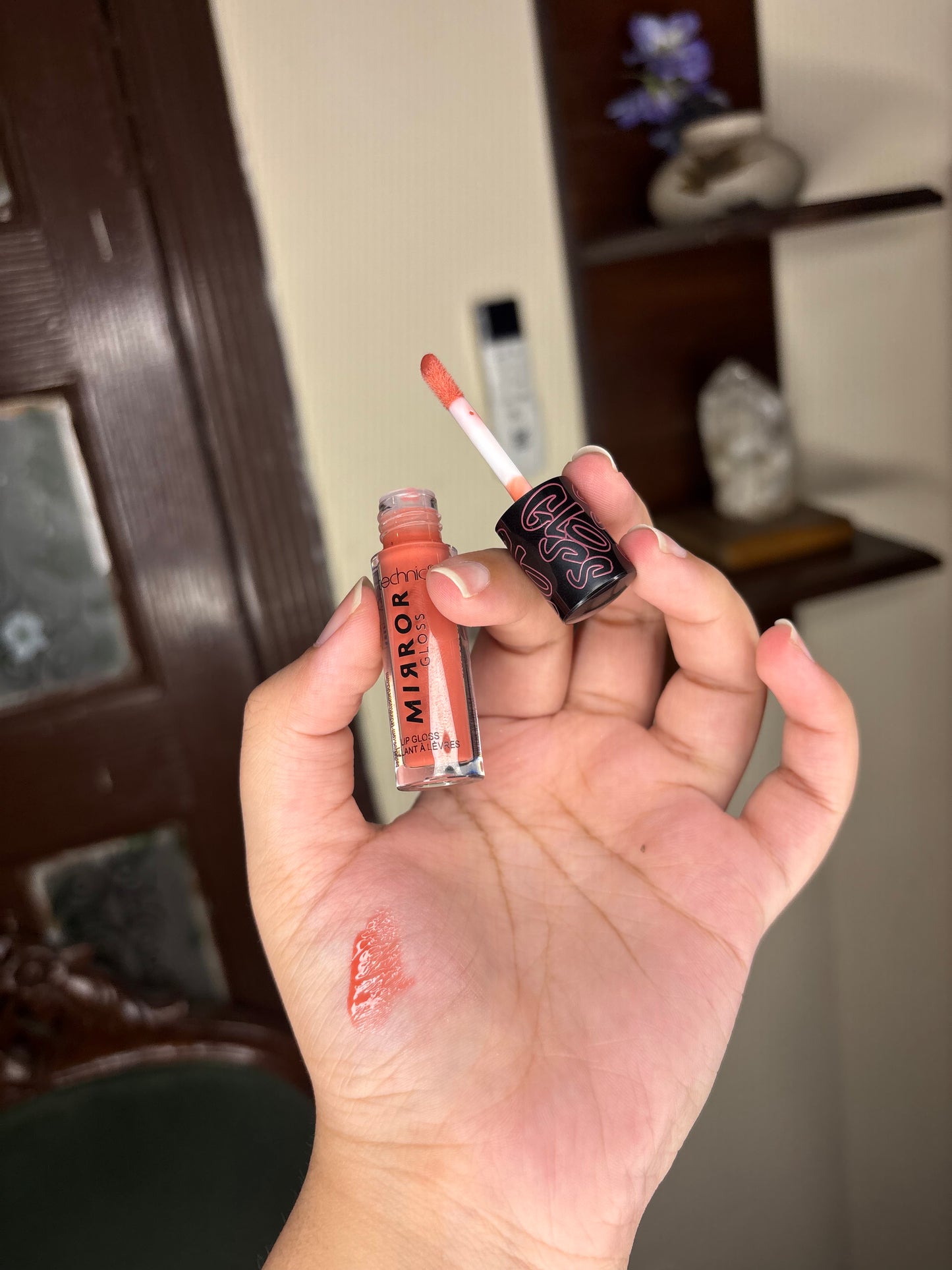 Technic Mirror Gloss Shade Spiced Bun
