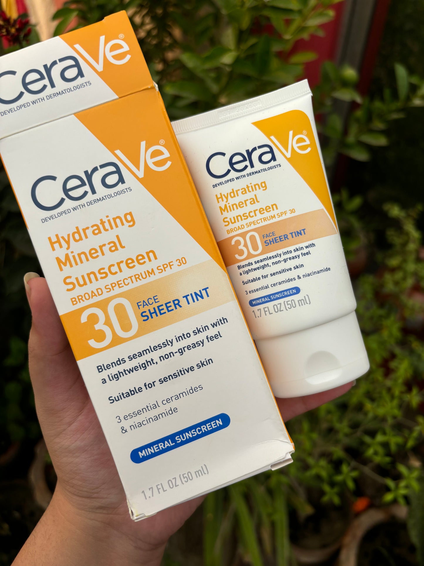 Cerave Hydrating Mineral Sunscreen Spf30 Sheer Tint