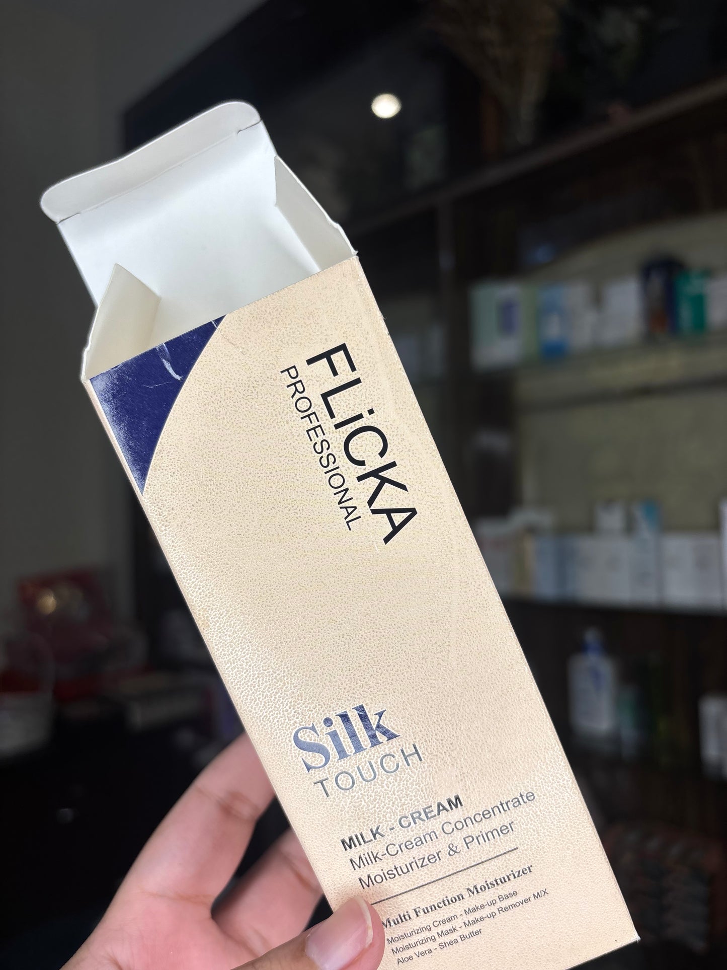 Flicka Silk Touch Moisturiser & Primer
