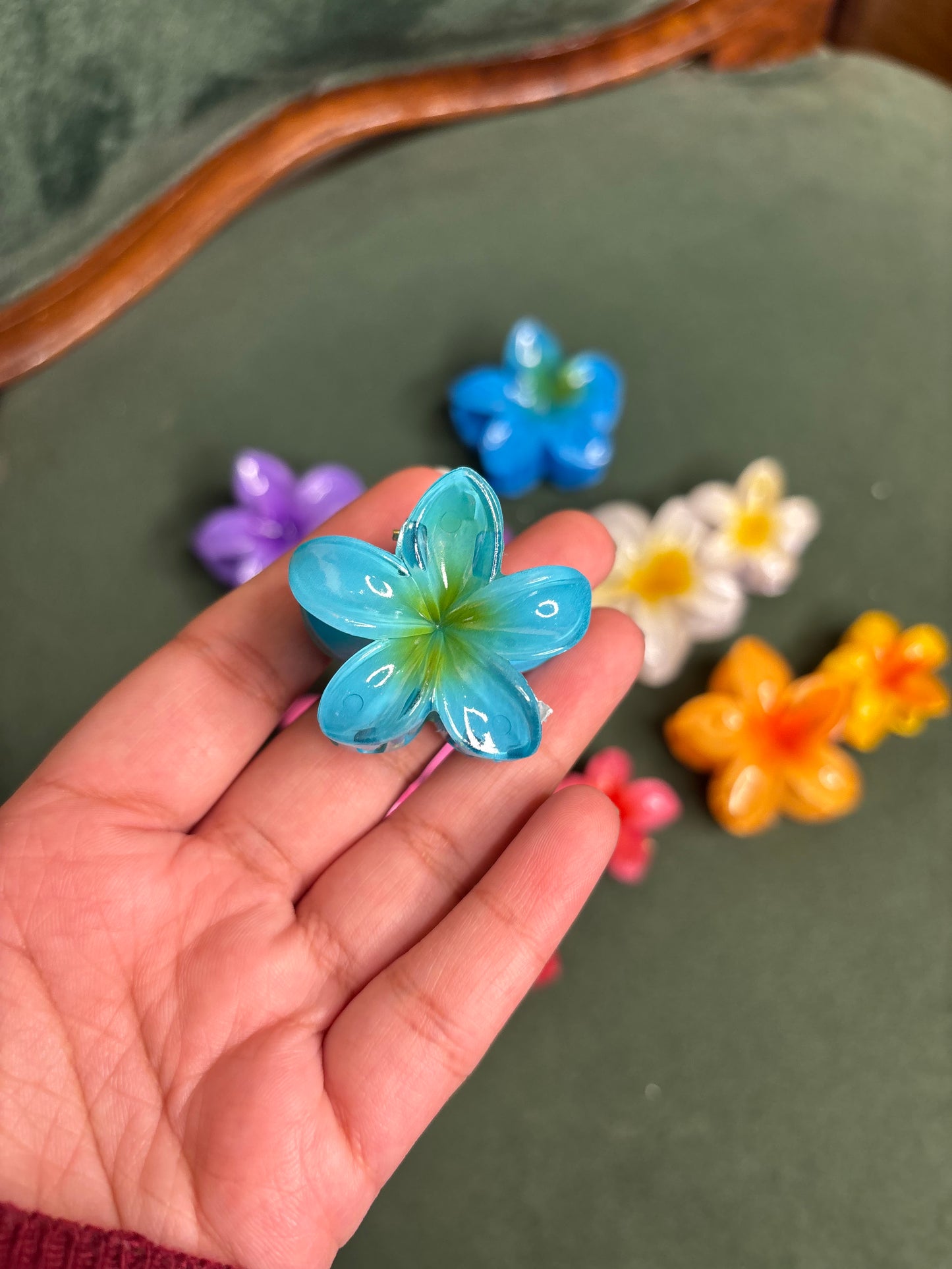 Flower Claw Clip — Hair Catcher
