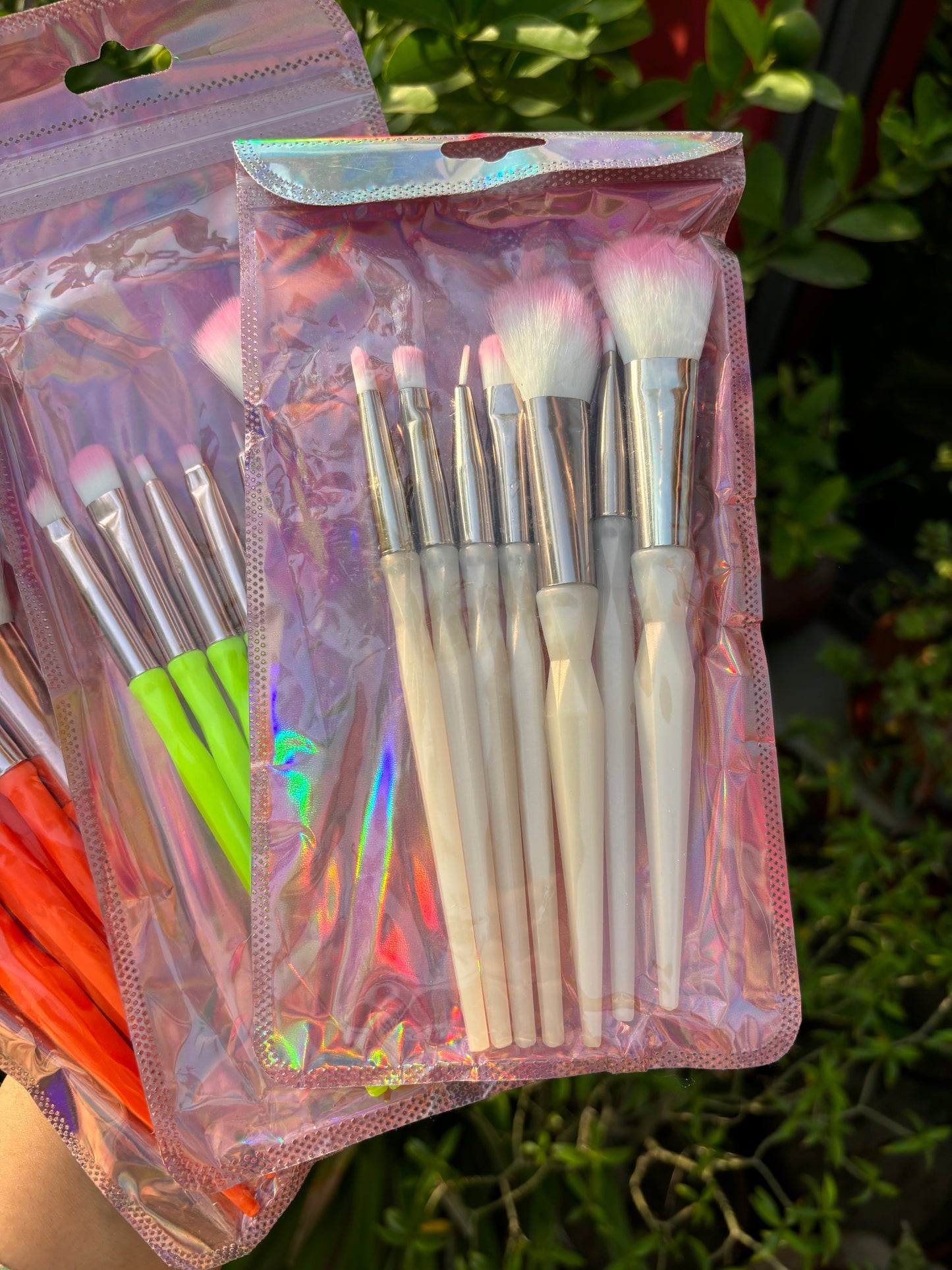 Set of 6 Makeup Brushes in Holographic Packaging