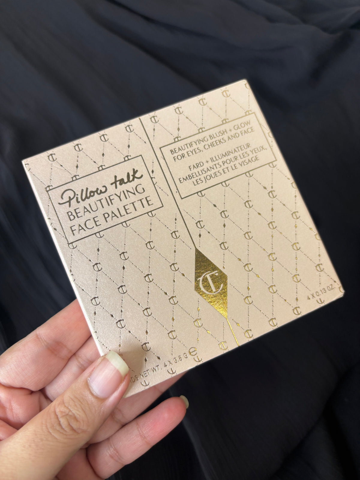 Charlotte Tilbury Pillow Talk Beautifying Face Palette – Medium to Deep