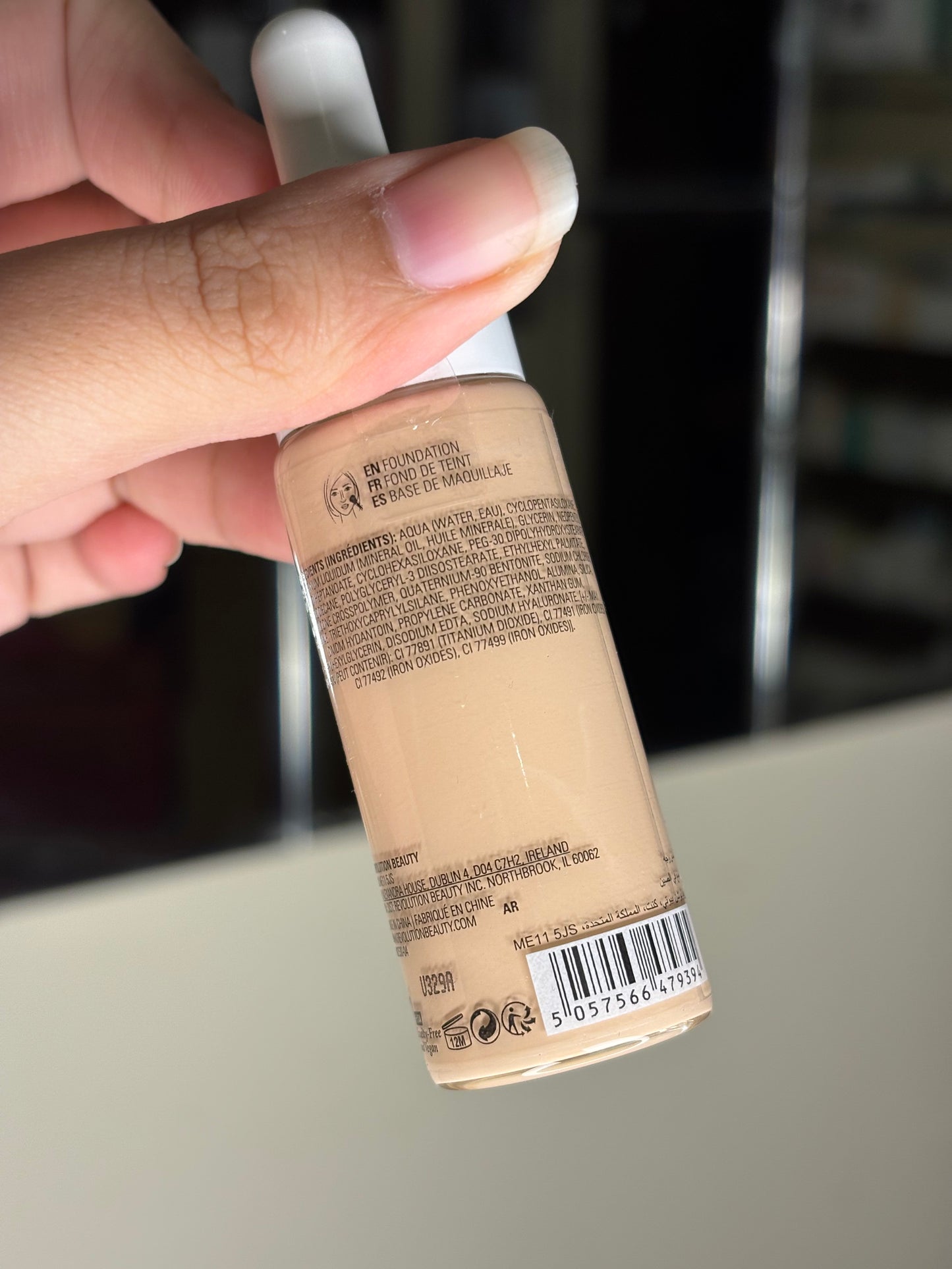 Revolution Super Serum Hyaluronic Acid Foundation Shade F3 (25ml)