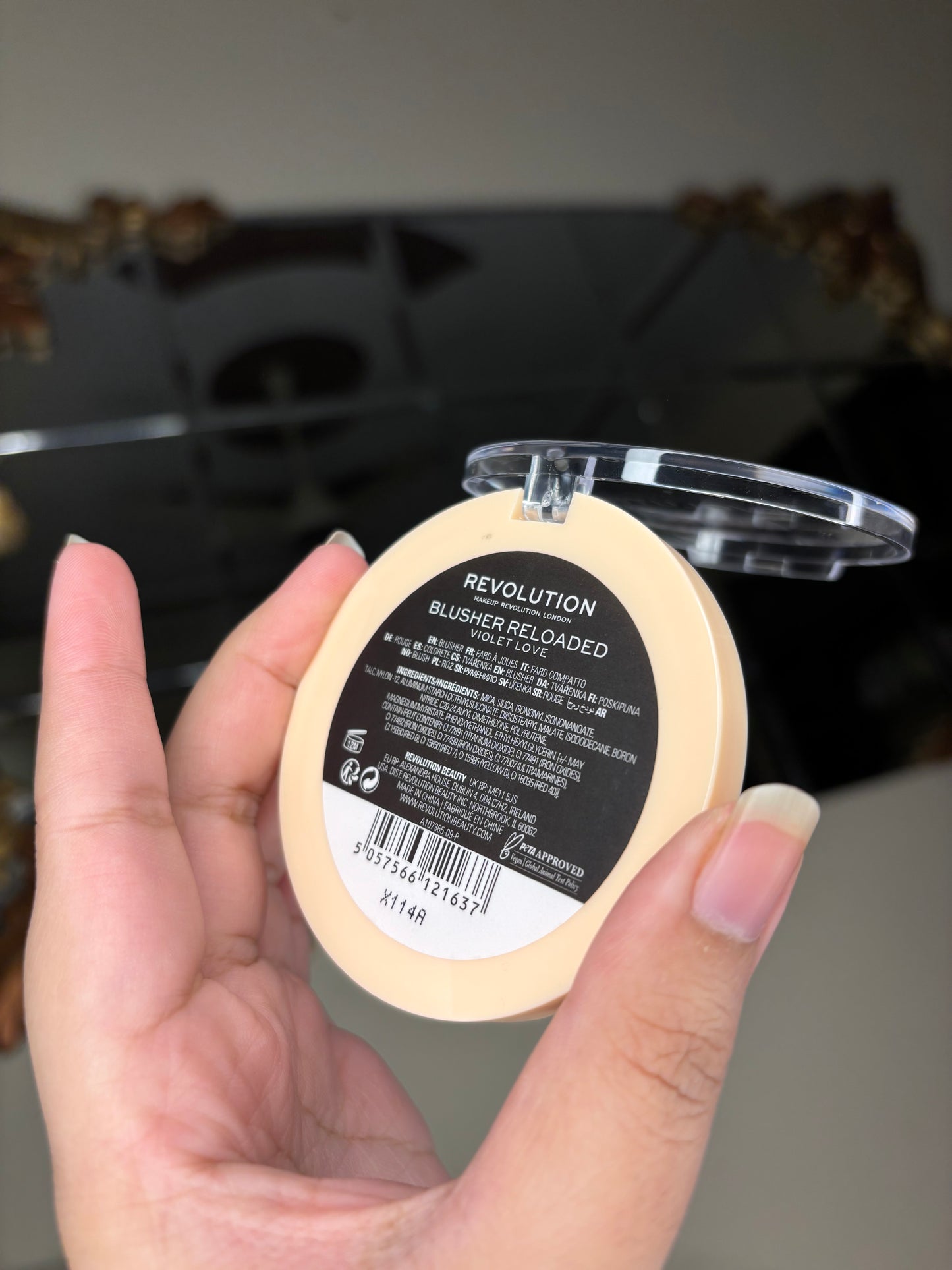 Revolution Blusher Reloaded shade 'violet love'