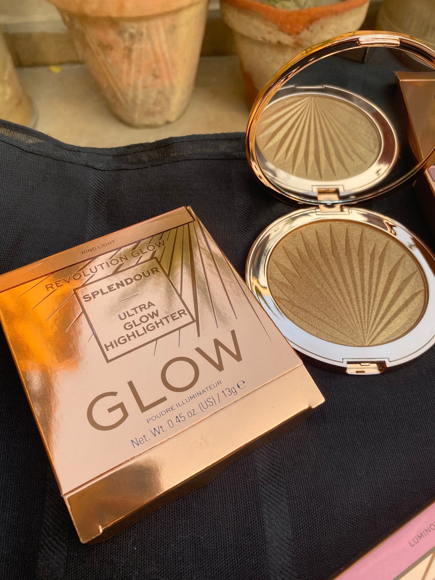 Revolution Ultra Glow Highlighter