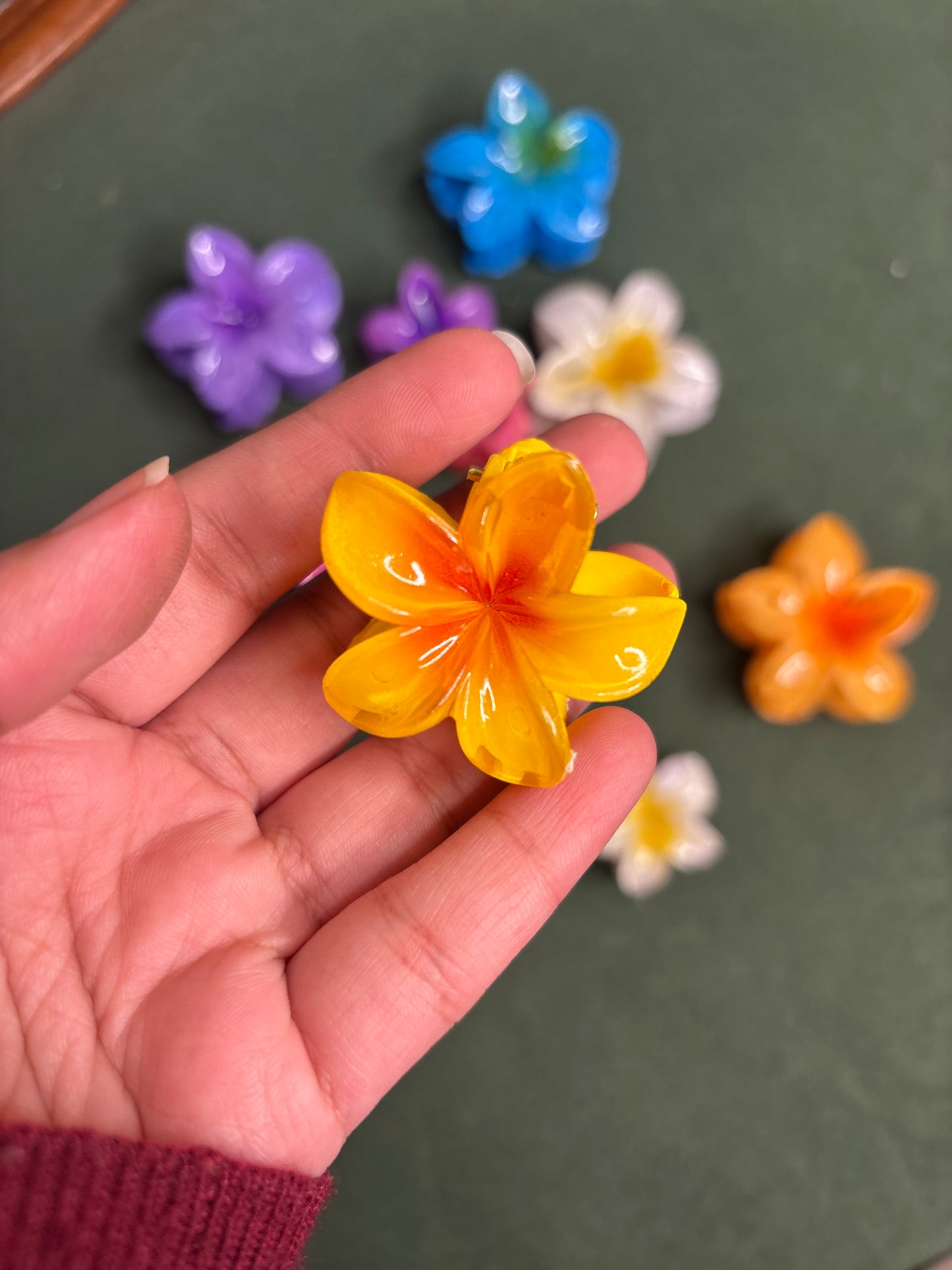 Flower Claw Clip — Hair Catcher