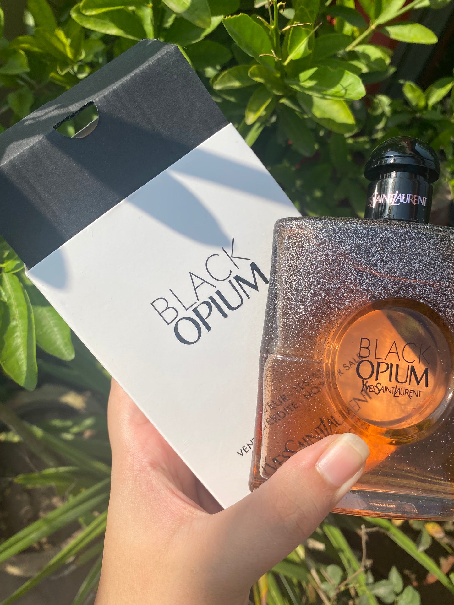 YSL Black Opium Floral Shock Perfume Tester Packaging