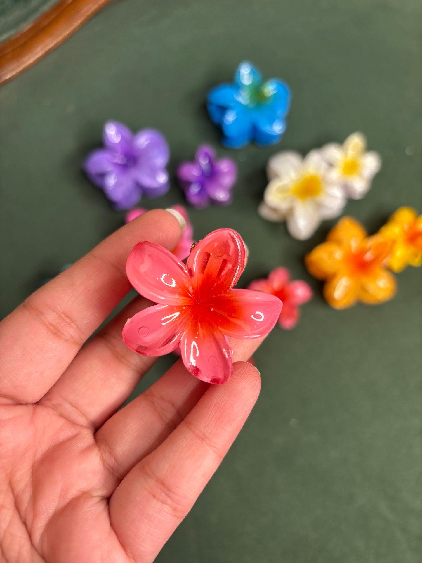 Flower Claw Clip — Hair Catcher