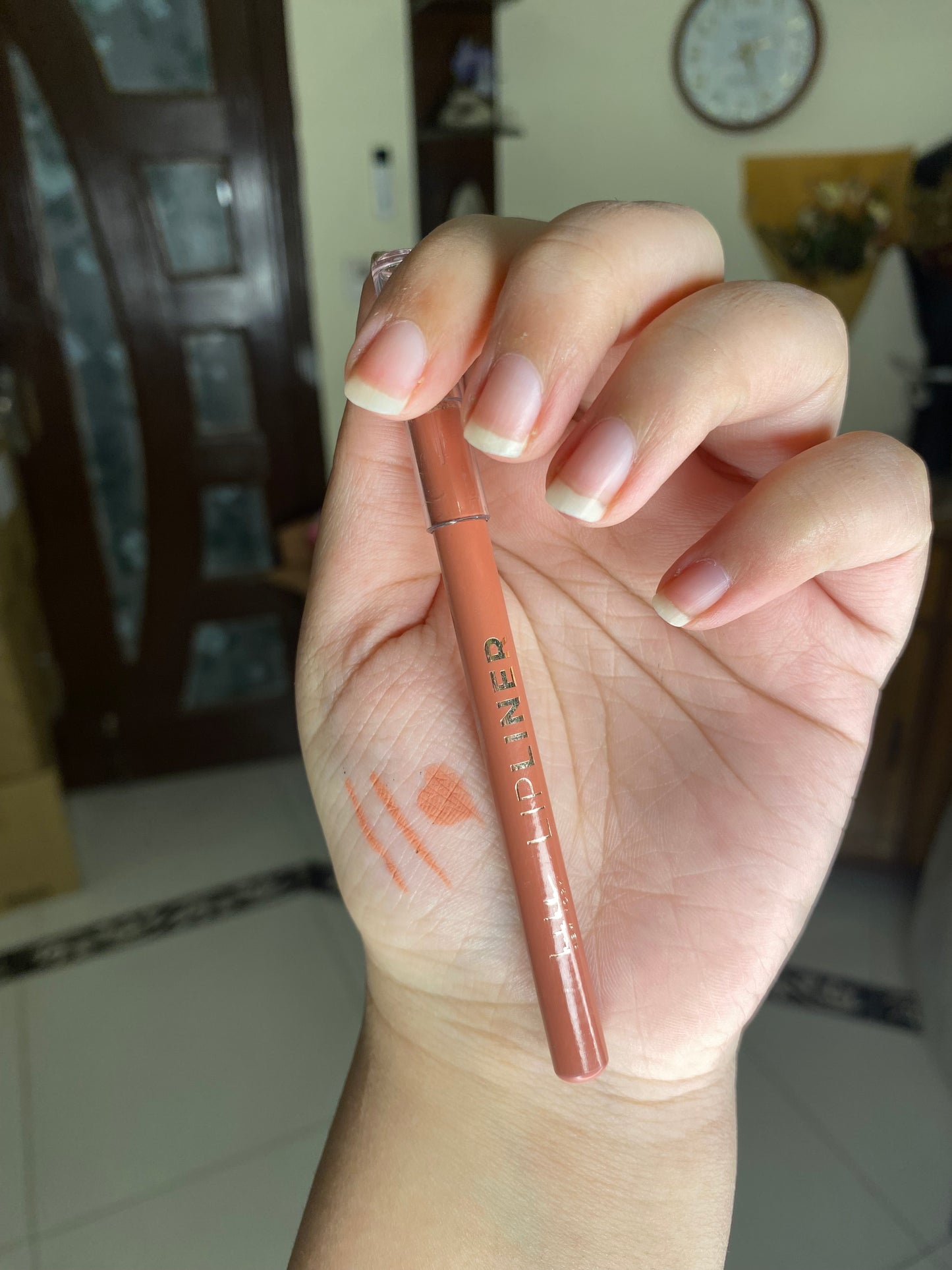 Nude Lip Liner