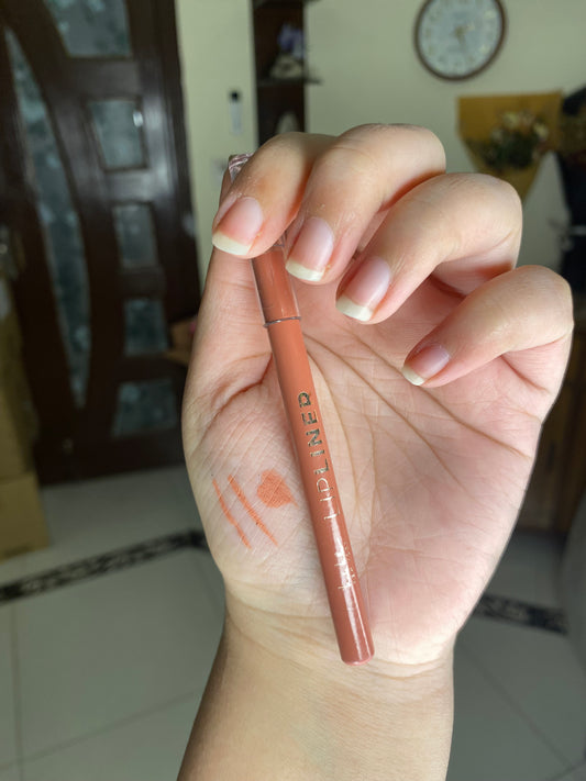 Nude Lip Liner