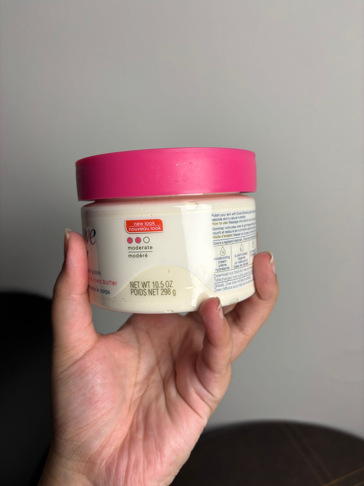 Dove Exfoliating Body Polish Pomegranate Seeds & Shea Butter
