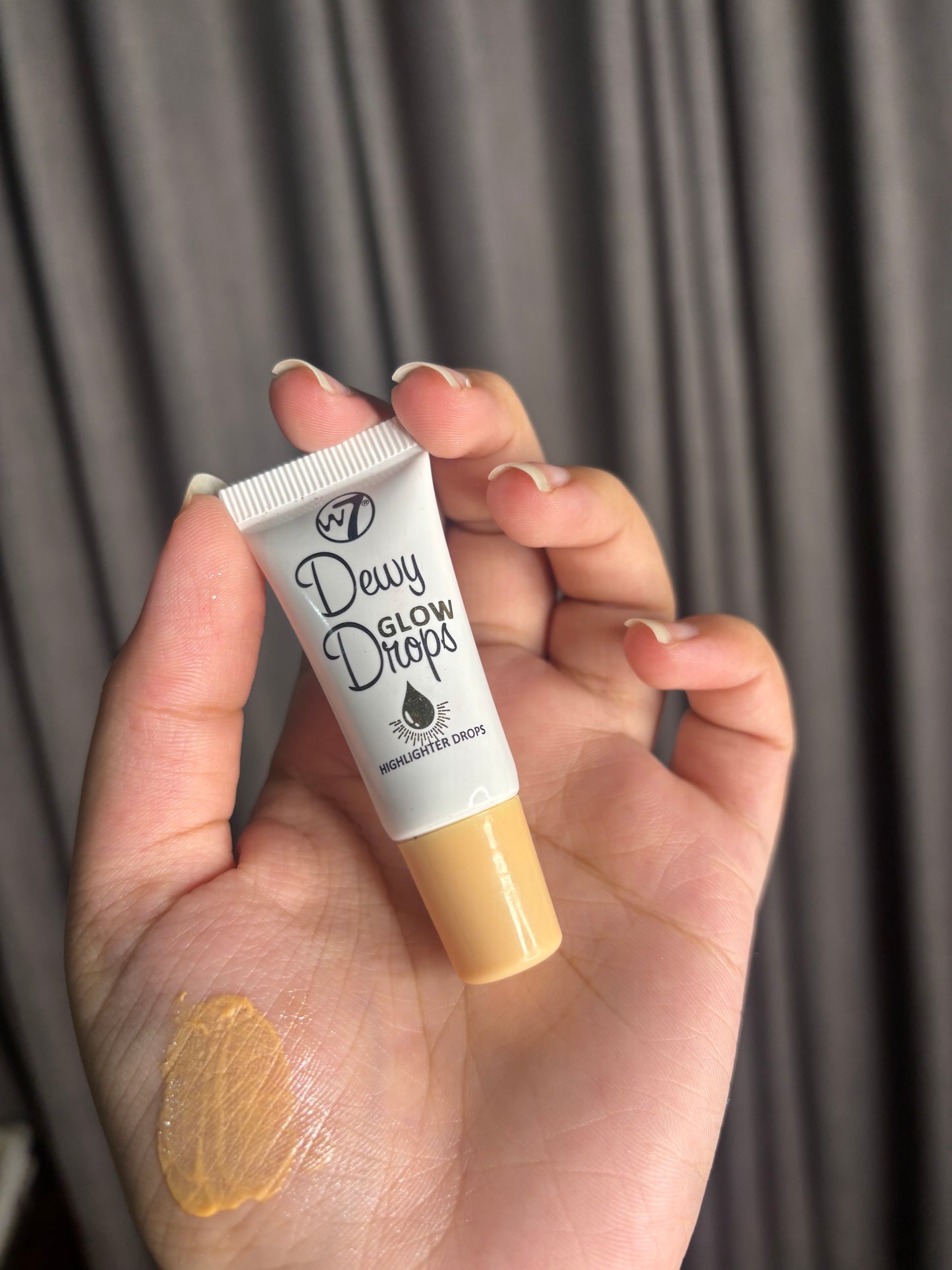 W7 Dewy Glow Drops Highlighter Drops 8g